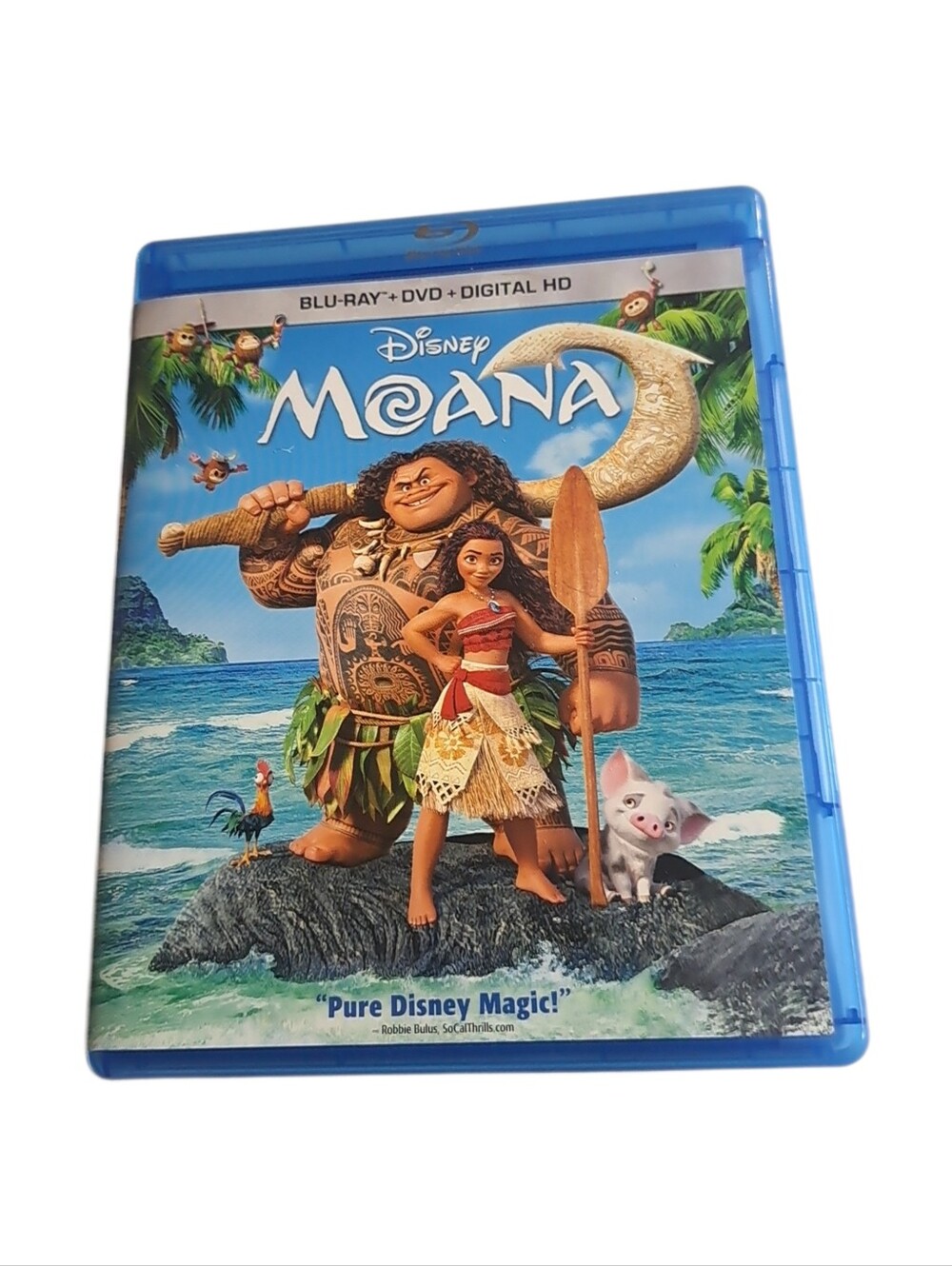 Disney Moana Blu-ray with Bright Blue Case and Colorful Cover Art